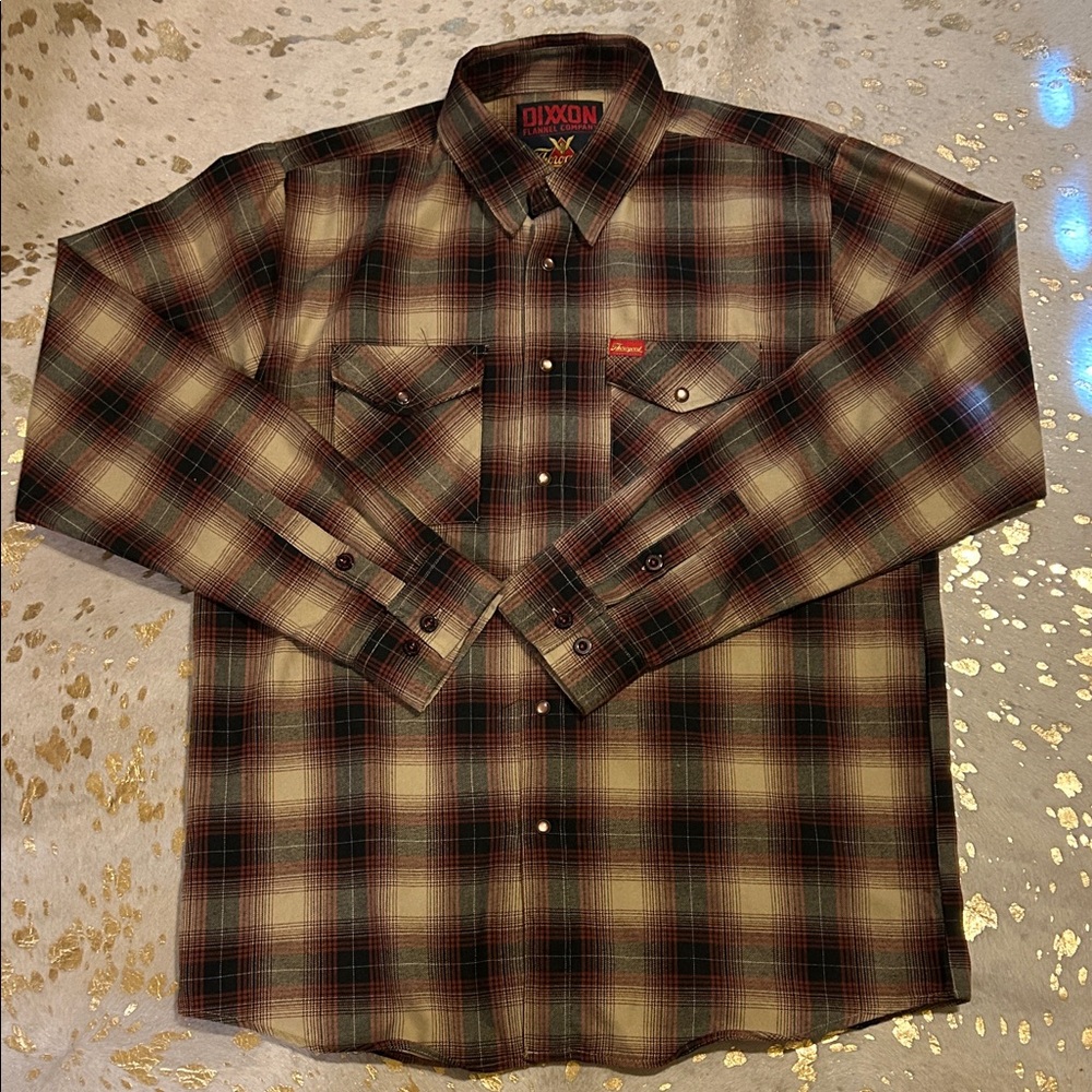 DIXXON Men's Casual Plaid Shirt - Black and Brown
THOROGOOD